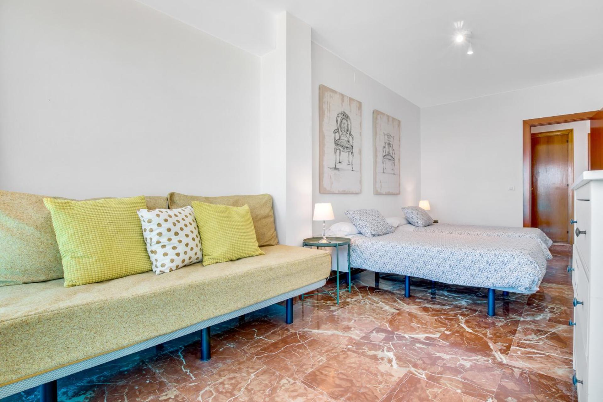 Apt Alameda De Colon Solo Familias Málaga Extérieur photo