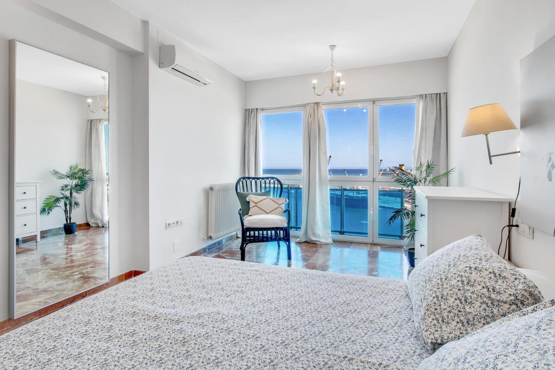 Apt Alameda De Colon Solo Familias Málaga Extérieur photo